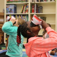 Virtual reality brings worldwide field trips to McLaurin Elementary in Florence